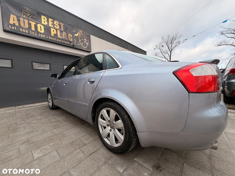 Audi A4 Limousine 1.8T - 10