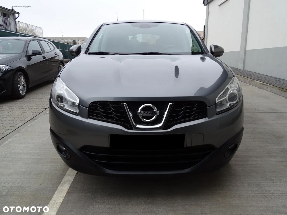 Nissan Qashqai - 2