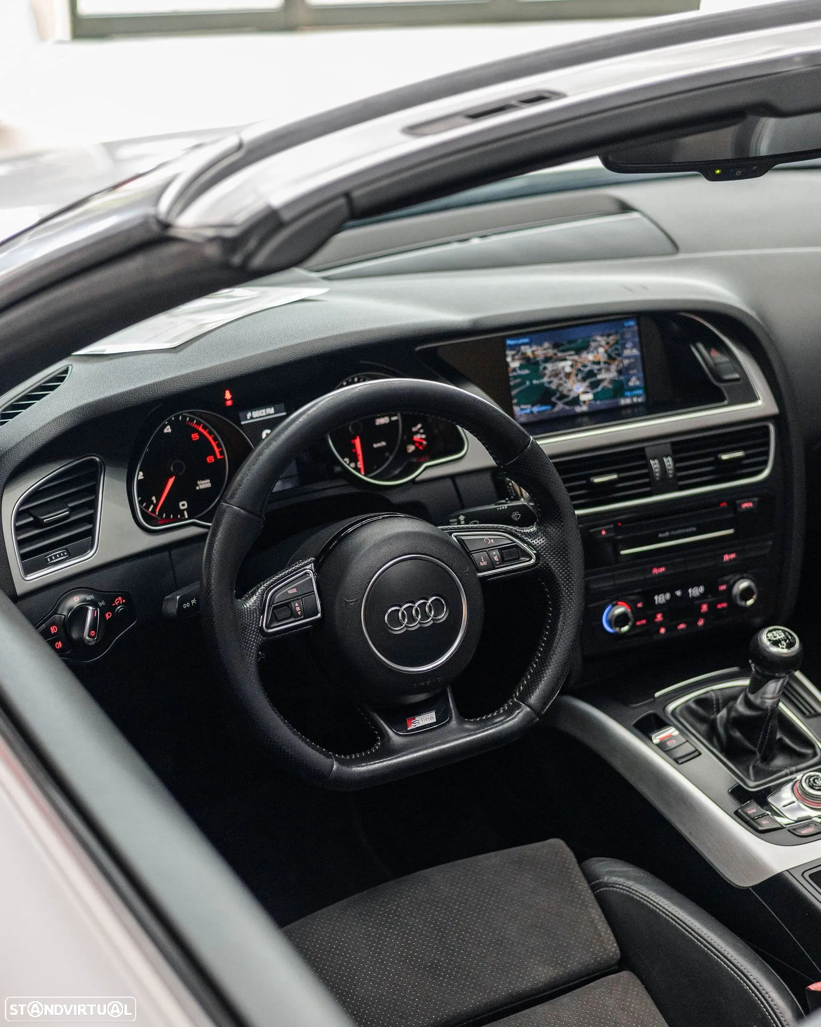 Audi A5 Cabrio 2.0 TDi quattro S-line - 4