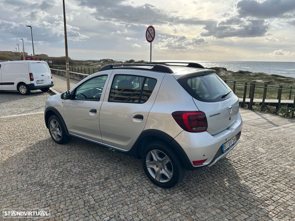 Dacia Sandero 1.5 dCi Stepway - 2