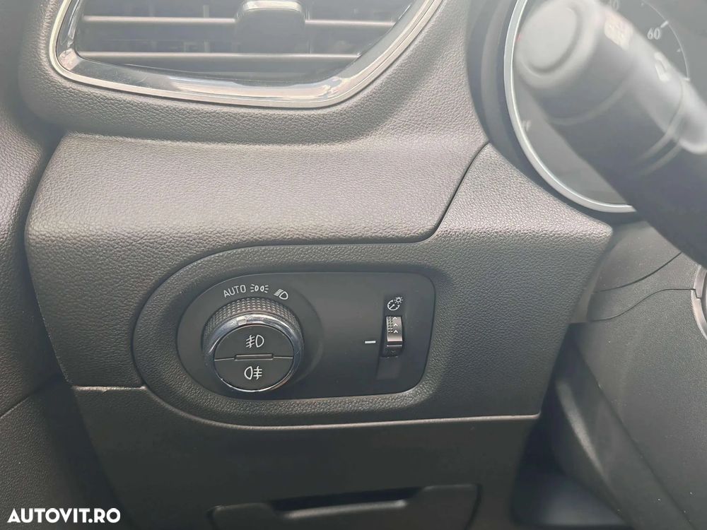 Opel Grandland X - 11