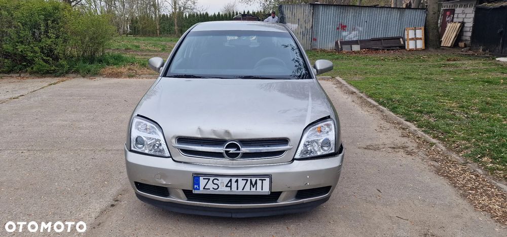 Opel Vectra 1.6 - 12