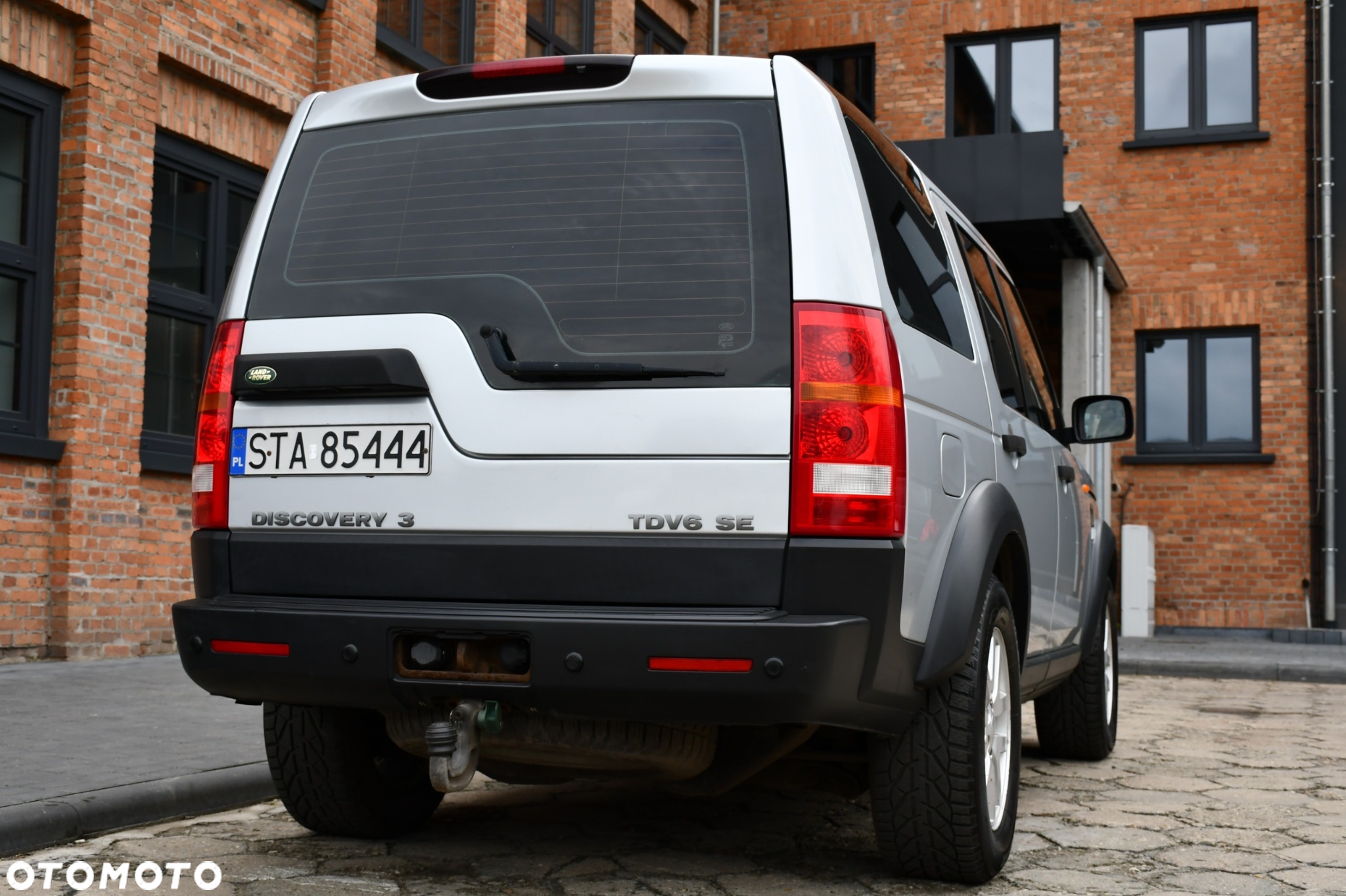 Land Rover Discovery - 4