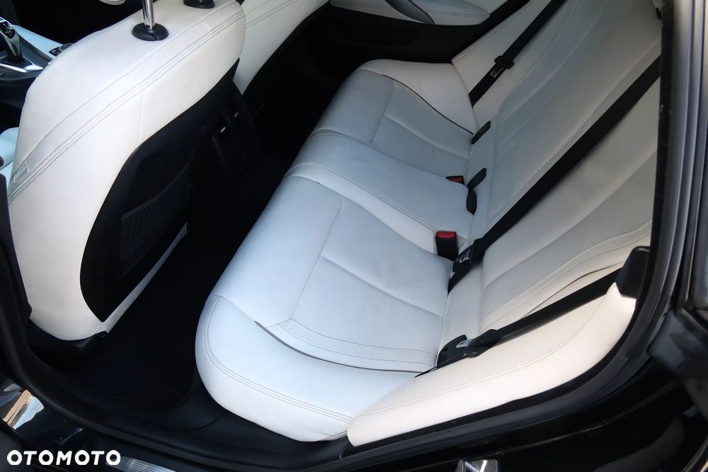 BMW Seria 4 435i xDrive M Sport - 31