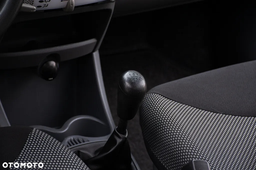 Toyota Aygo 1.0 VVT-i - 32