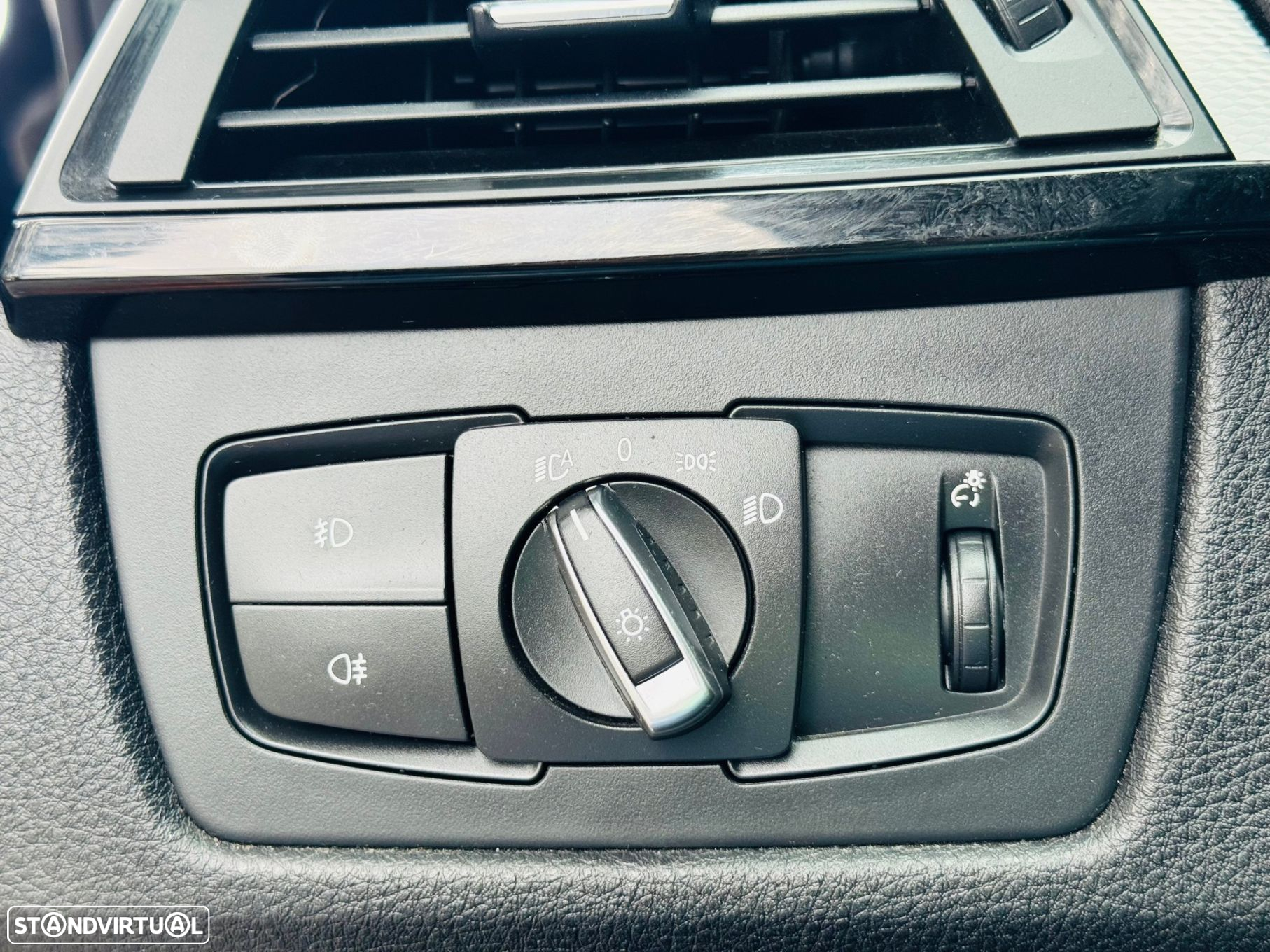 BMW 320 d Touring Auto Pack M - 28