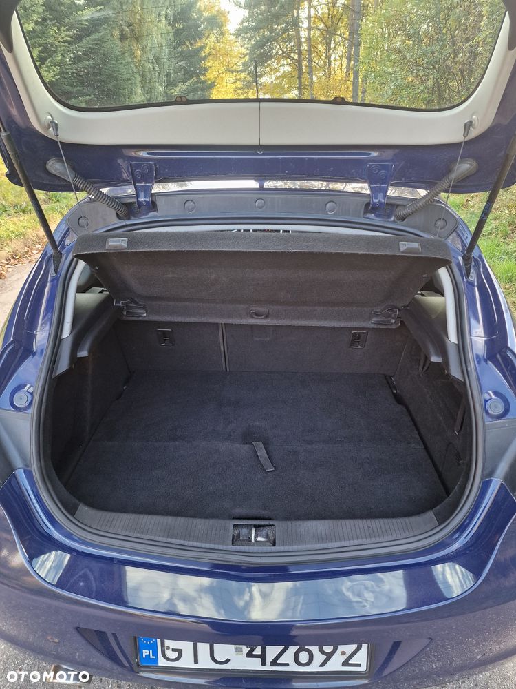 Opel Astra - 12