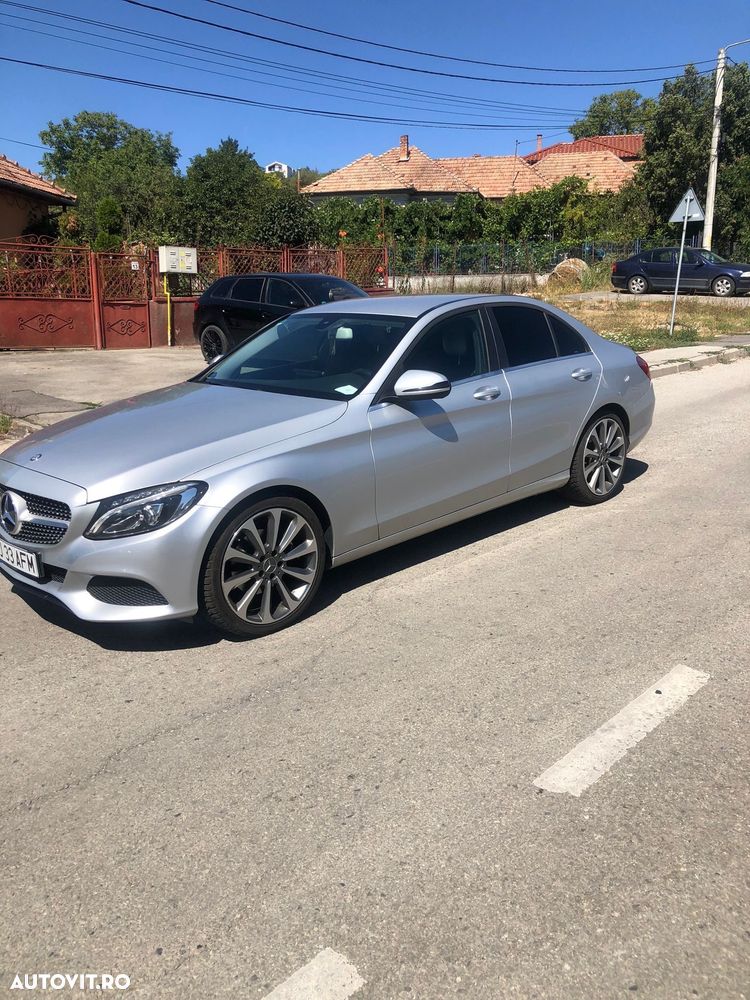 MERCEDES-BENZ Clasa C