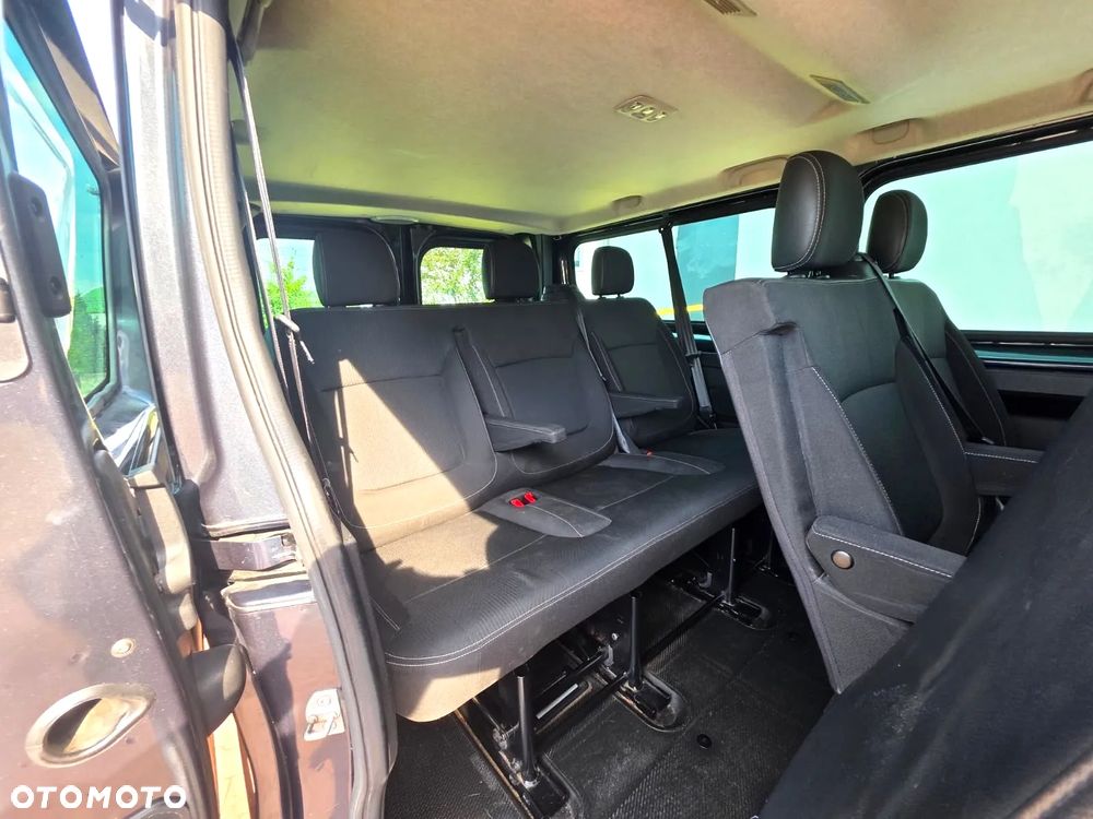 Renault Trafic 2.0 dCi Escapade - 10
