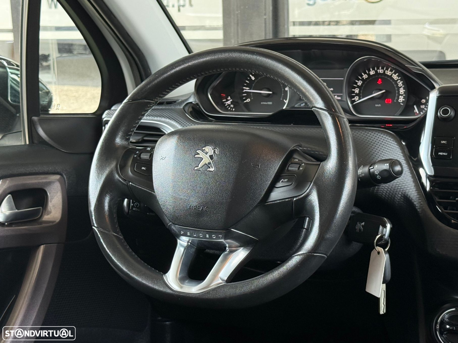 Peugeot 2008 1.2 PureTech Style - 24
