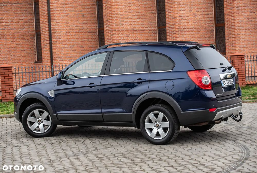 Chevrolet Captiva 2.4 2WD 7 Sitzer LS - 10