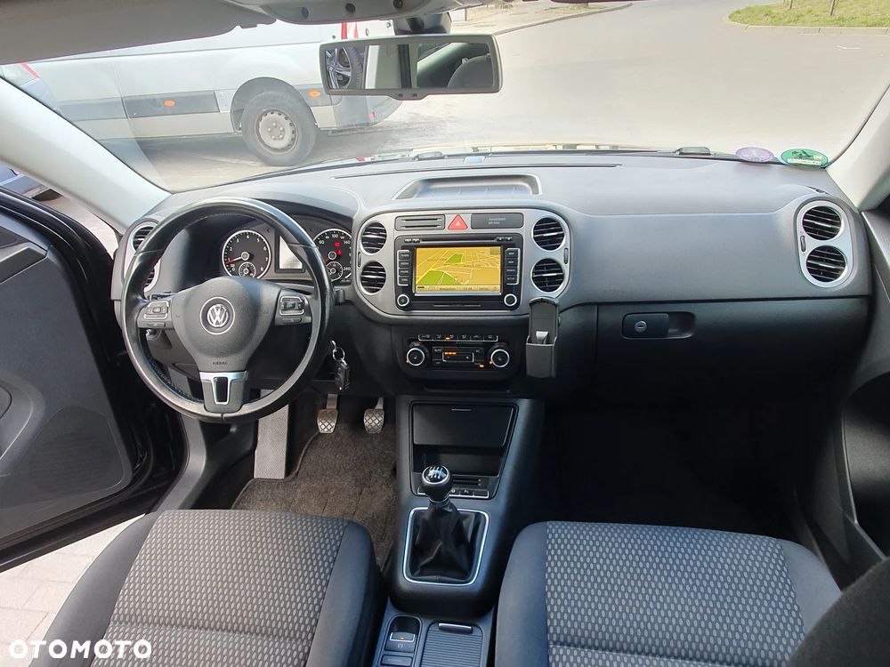 Volkswagen Tiguan - 31