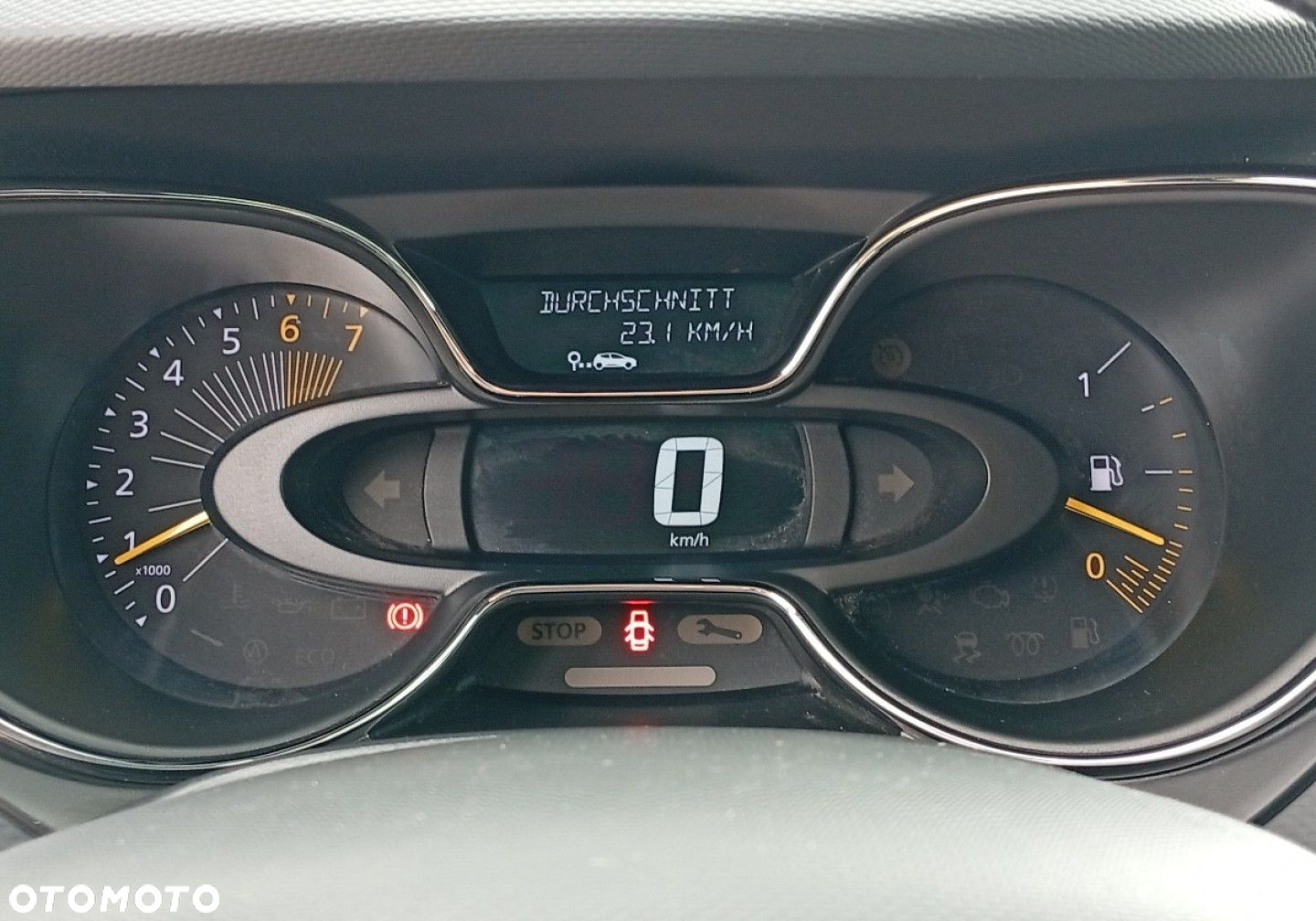 Renault Captur - 33