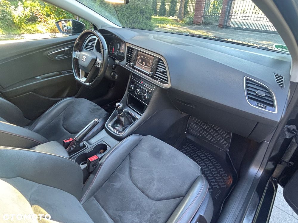 Seat Leon 2.0 TDI DPF Start&Stop FR - 38