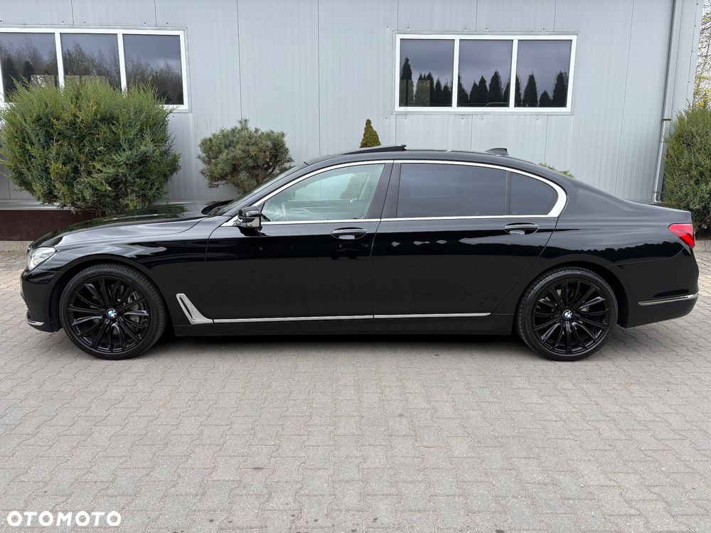 BMW Seria 7 750Li Edition Exclusive - 4
