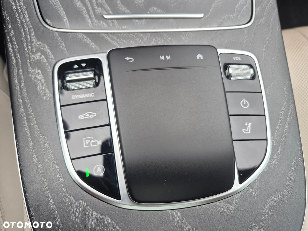 Mercedes-Benz Klasa E 220 d 4-Matic AMG - 15