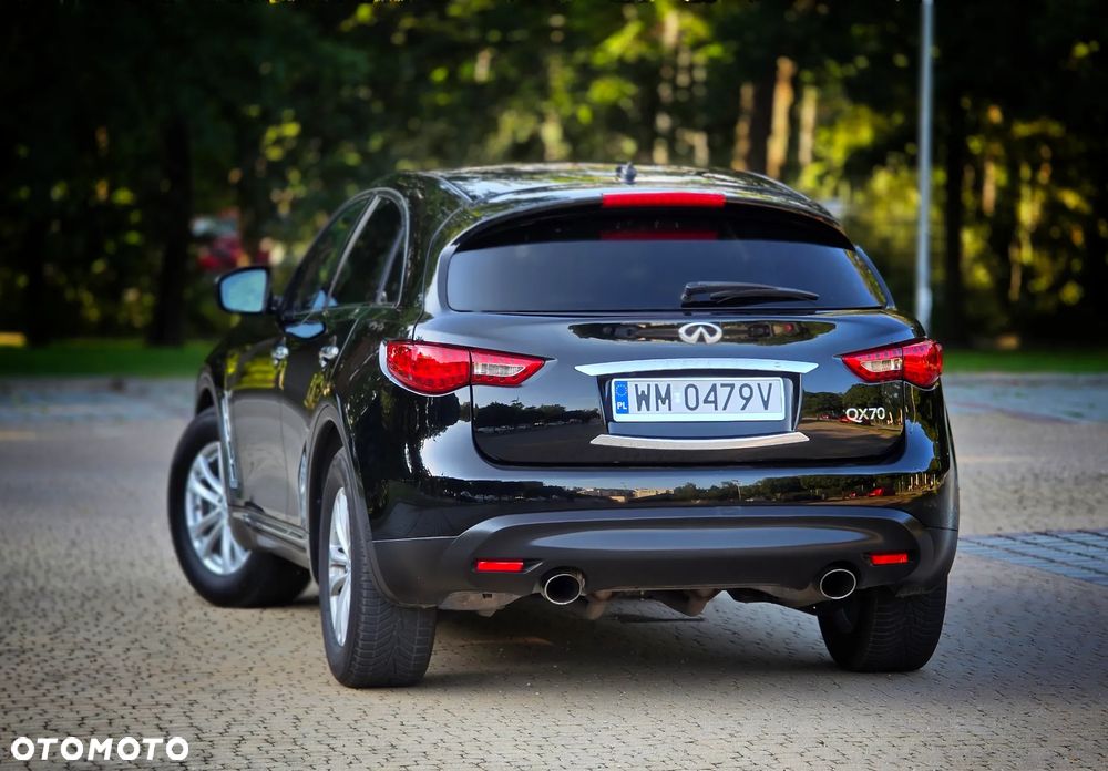 Infiniti QX70 3.7 GT - 8