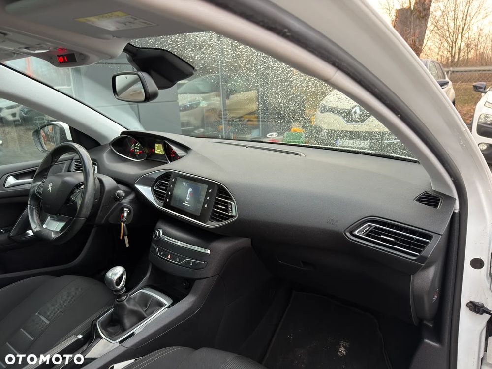 Peugeot 308 1.6 e-HDi Active S&S - 33