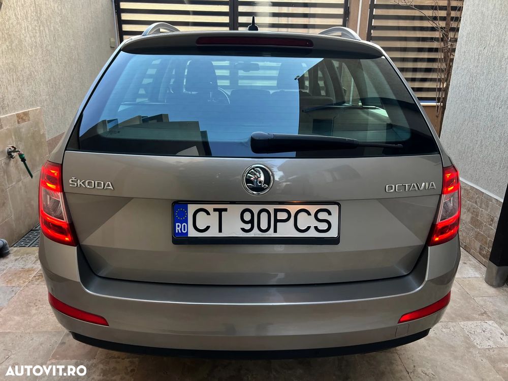 Skoda Octavia 1.6 TDI Ambition - 9