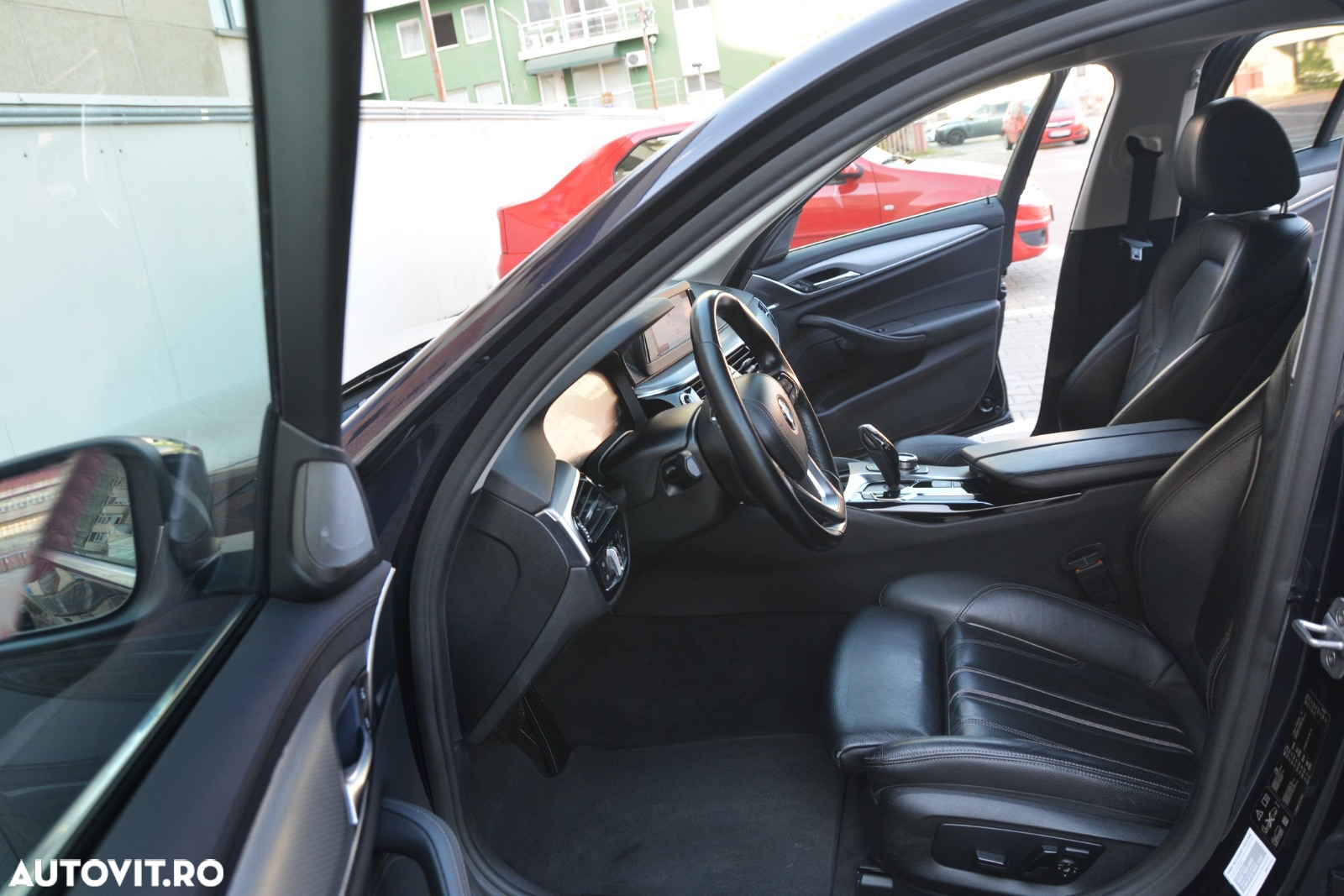 BMW Seria 5 520d xDrive AT - 15
