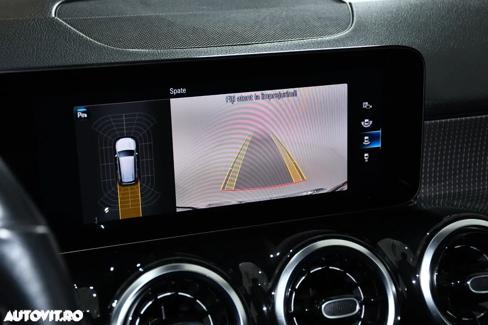 Mercedes-Benz GLB 200 d 8G-DCT - 24