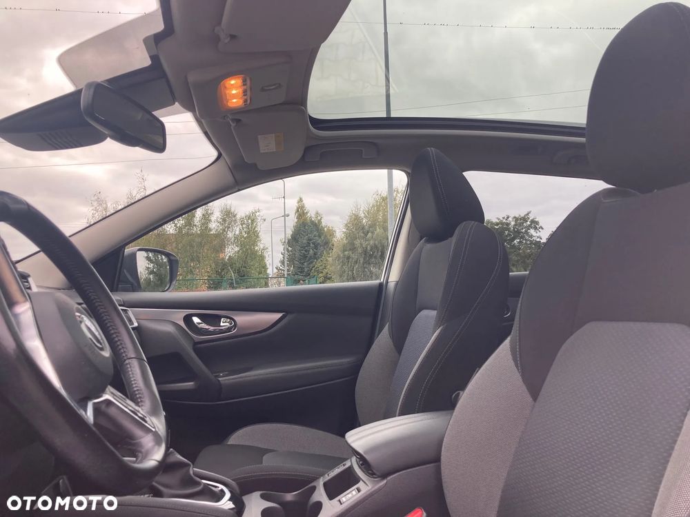 Nissan Qashqai 1.3 DIG-T N-Connecta DCT - 14