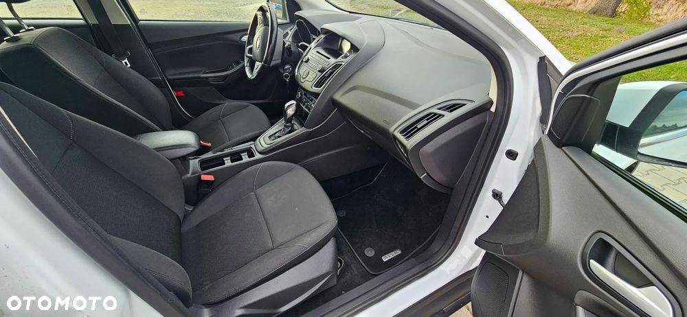 Ford Focus 1.0 EcoBoost Active - 11
