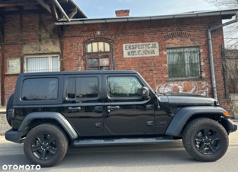 Jeep Wrangler - 4