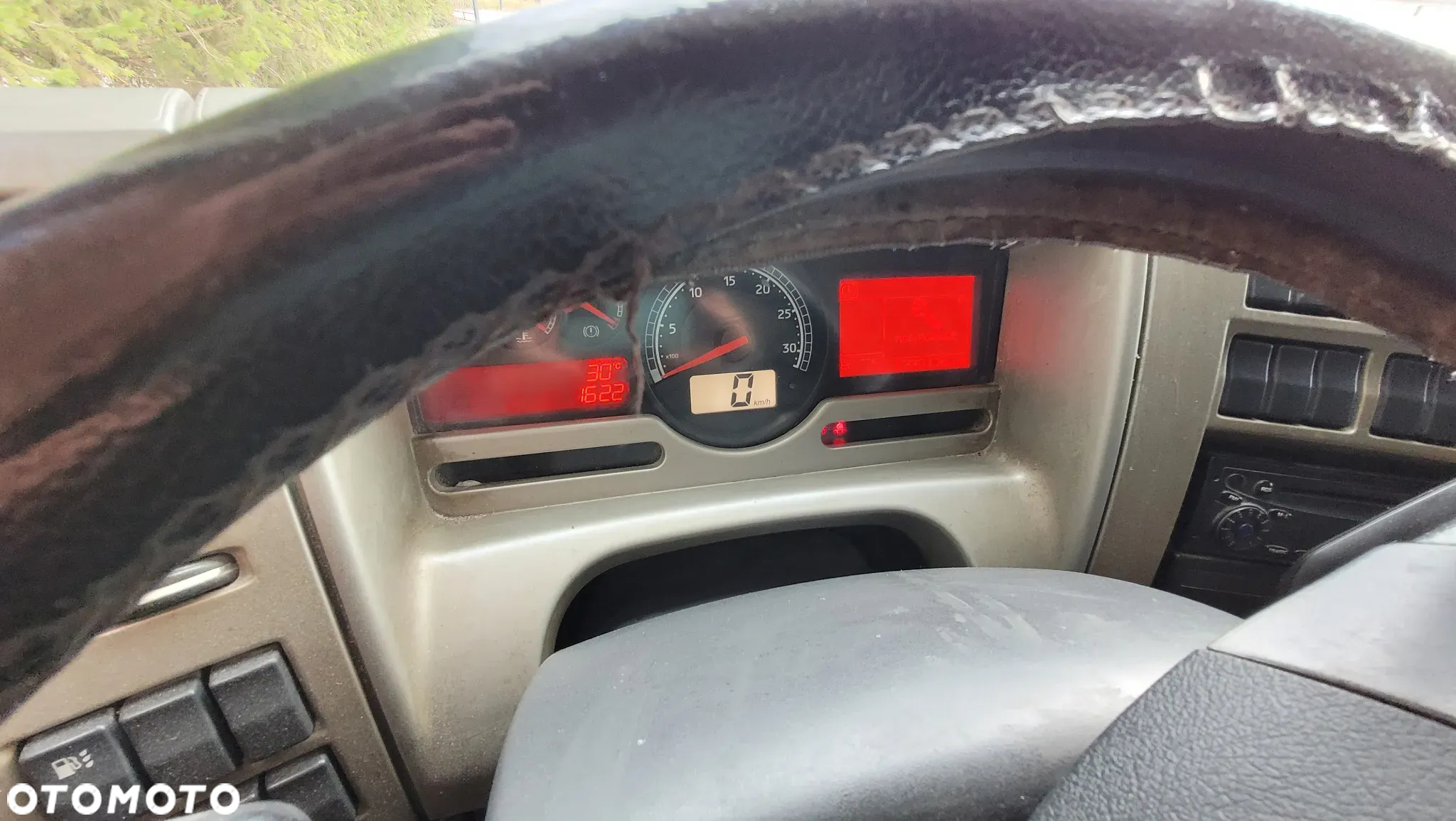 Renault Premium - 8