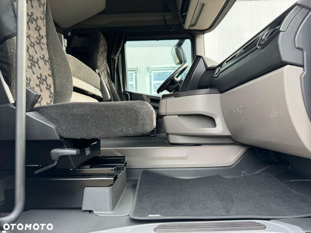 Scania R 460 A4x2NA - 15