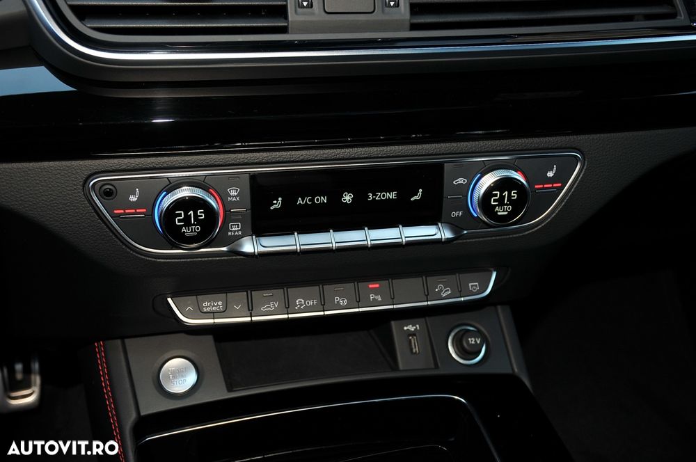 Audi Q5 55 TFSI e quattro S tronic PHEV S Line - 12