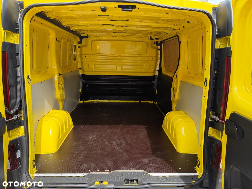 Opel Vivaro - 26