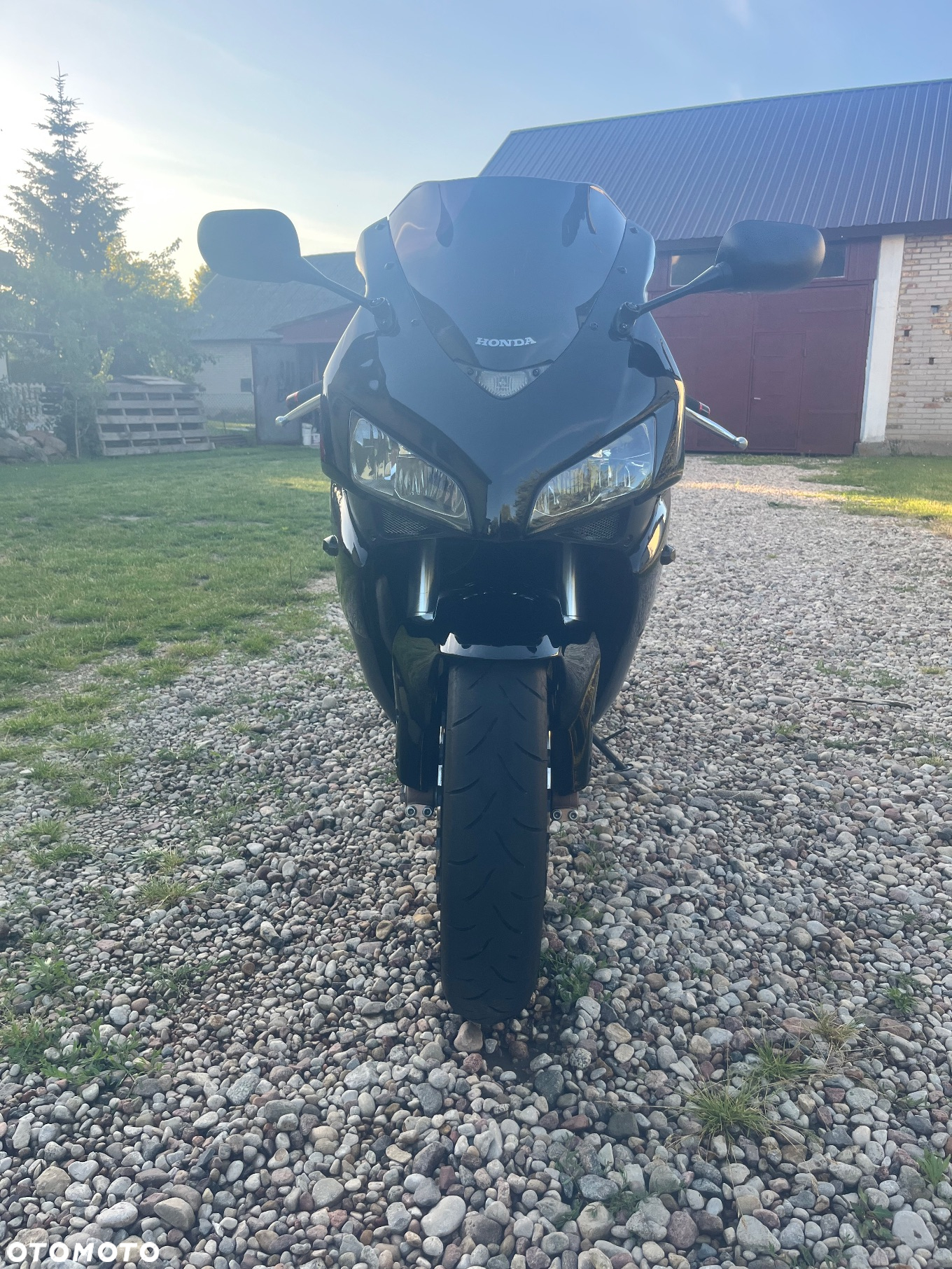 Honda CBR - 3