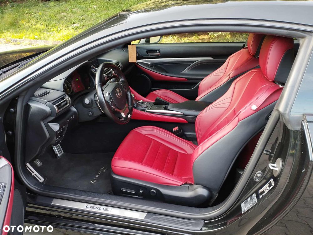 Lexus RC 300h F Sport - 25