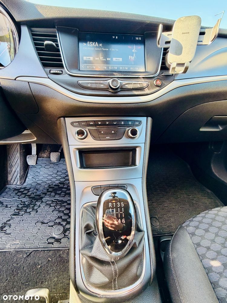 Opel Astra 1.6 CDTI Enjoy - 11