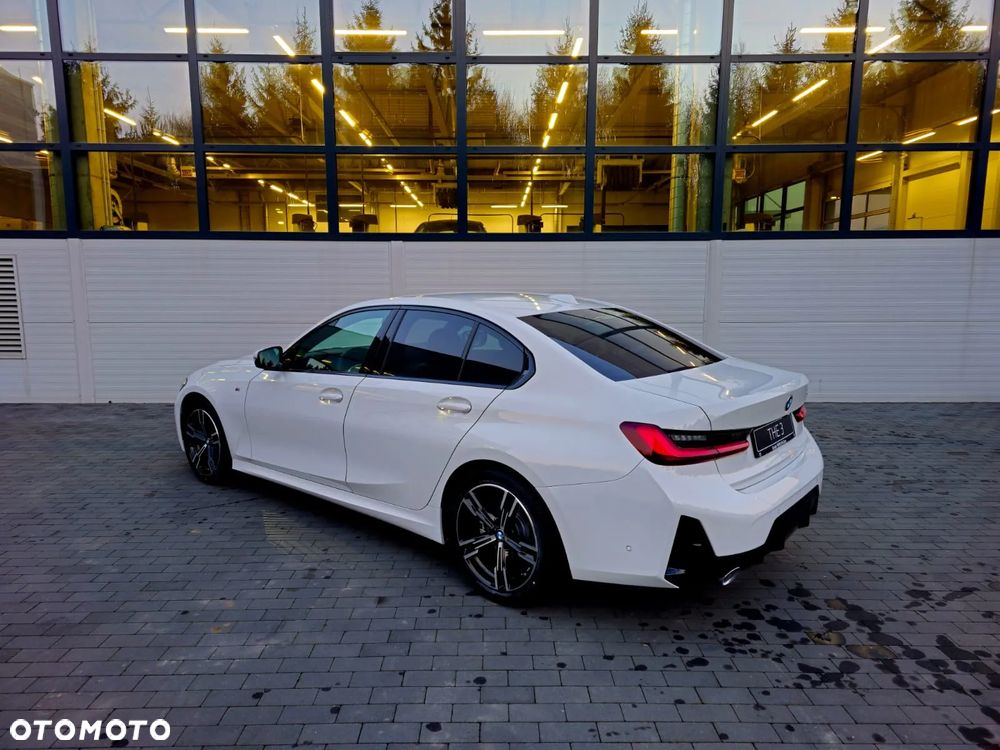 BMW Seria 3 318i - 6
