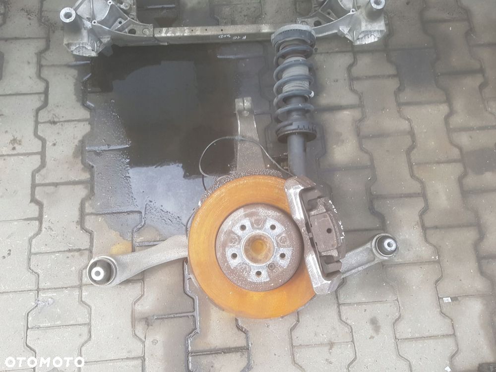 BMW F10 3.0 D AMORTYZATOR ZWROTNICA LEWE PRZÓD