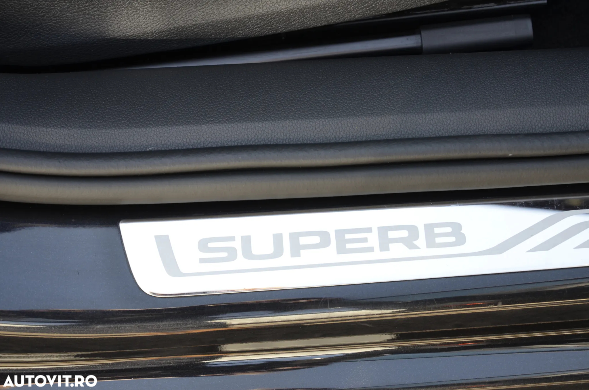 Skoda Superb 2.0 TDI DSG Style - 21