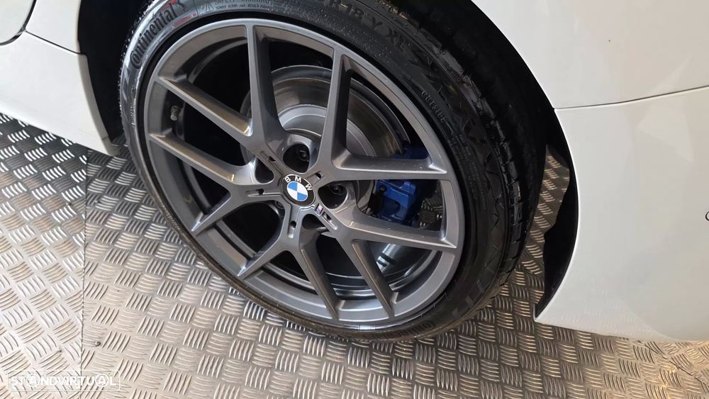 BMW 118 i Pack Desportivo M Auto - 31