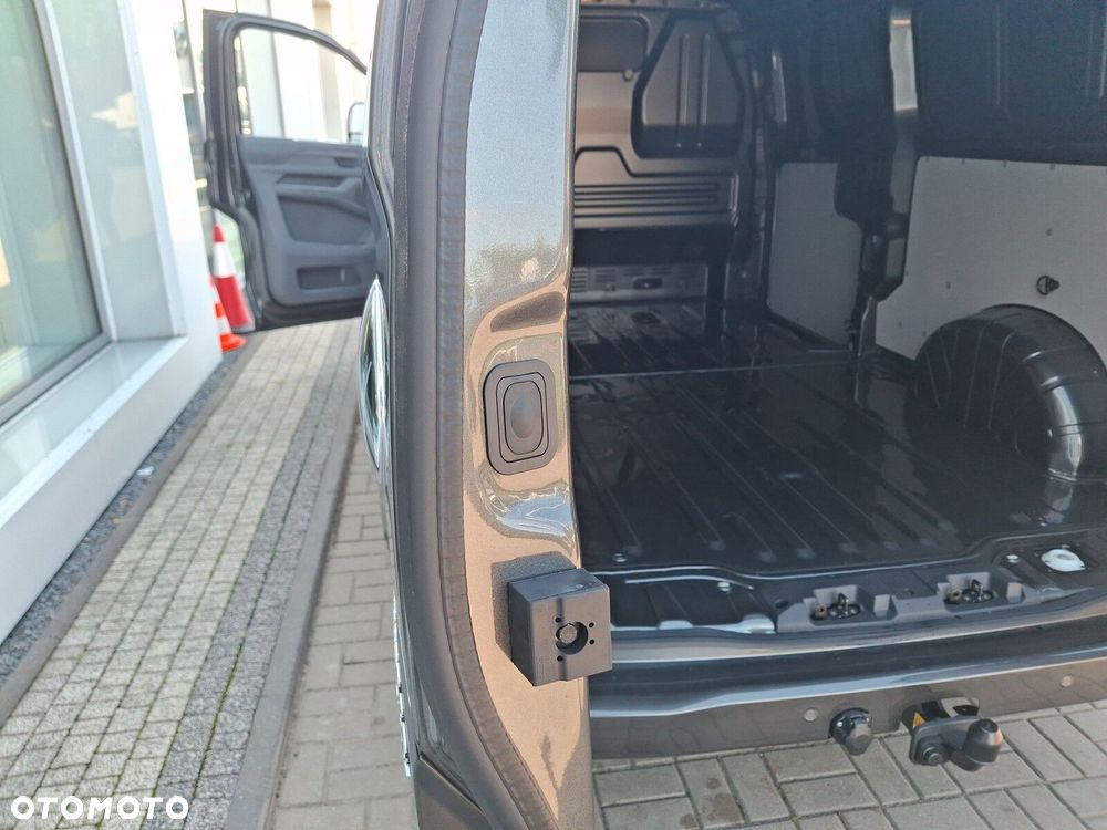 Volkswagen Transporter Furgon 2.0 TDI 150 KM automat - 30