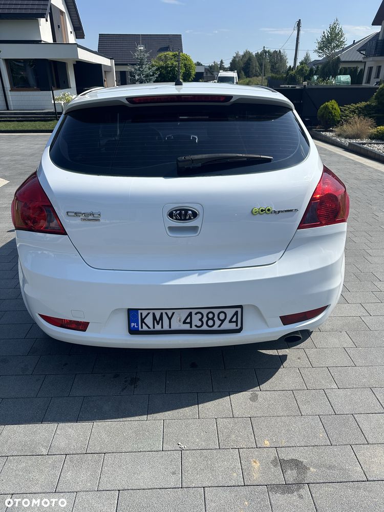 Kia ProCeed - 4