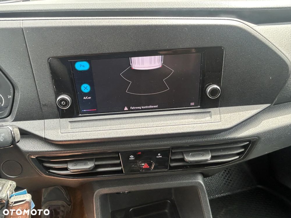 Volkswagen Caddy - 10