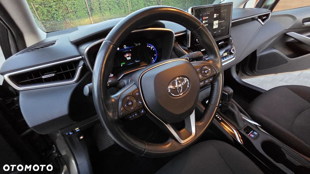 Toyota Corolla 1.8 Hybrid Comfort - 33