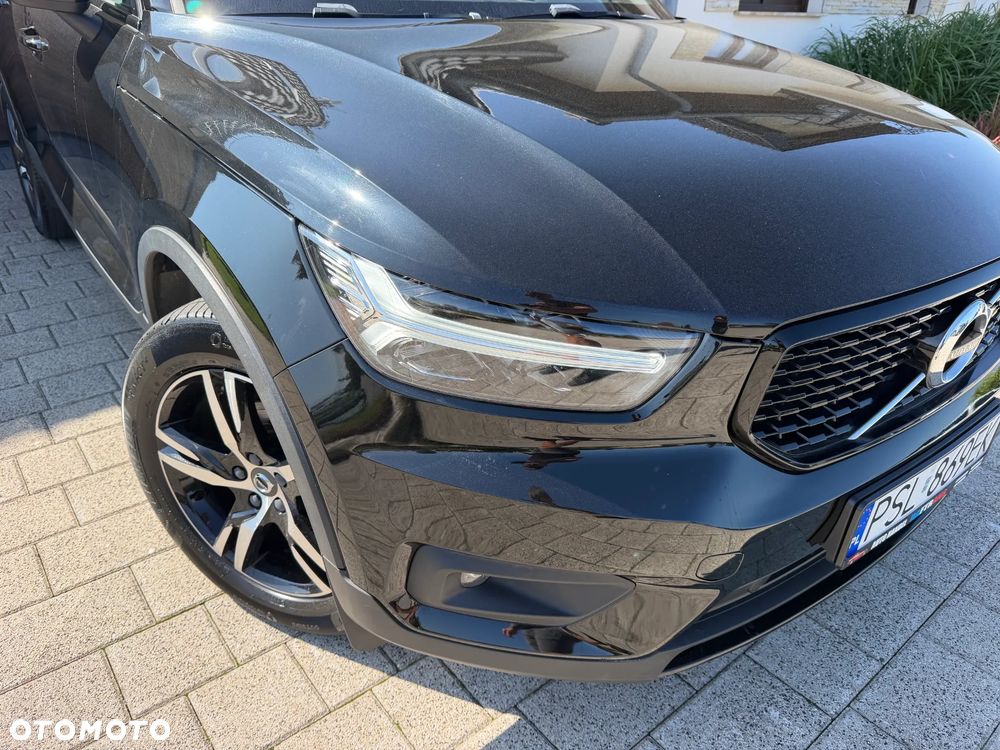 Volvo XC 40 D3 SCR R-Design - 3
