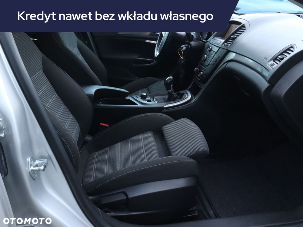 Opel Insignia - 11