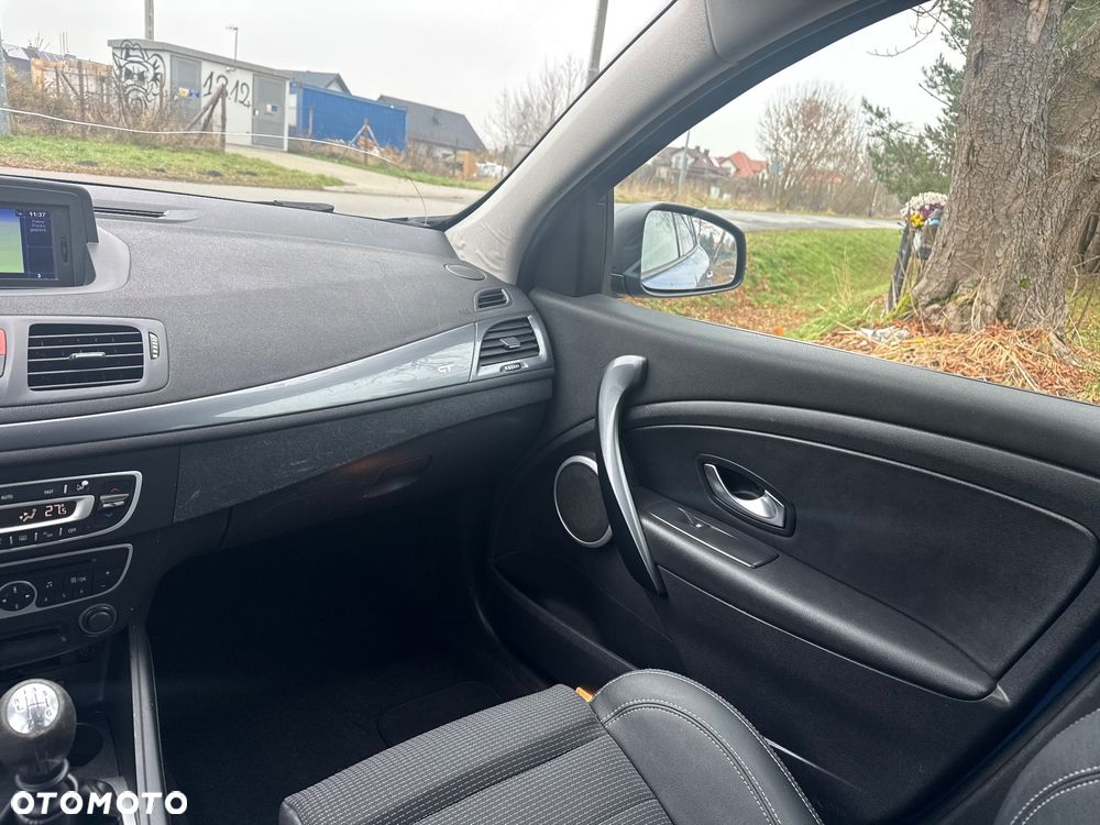 Renault Megane TCe 180 GT - 27