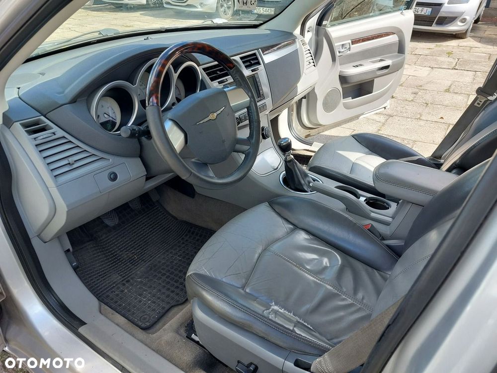 Chrysler Sebring - 12