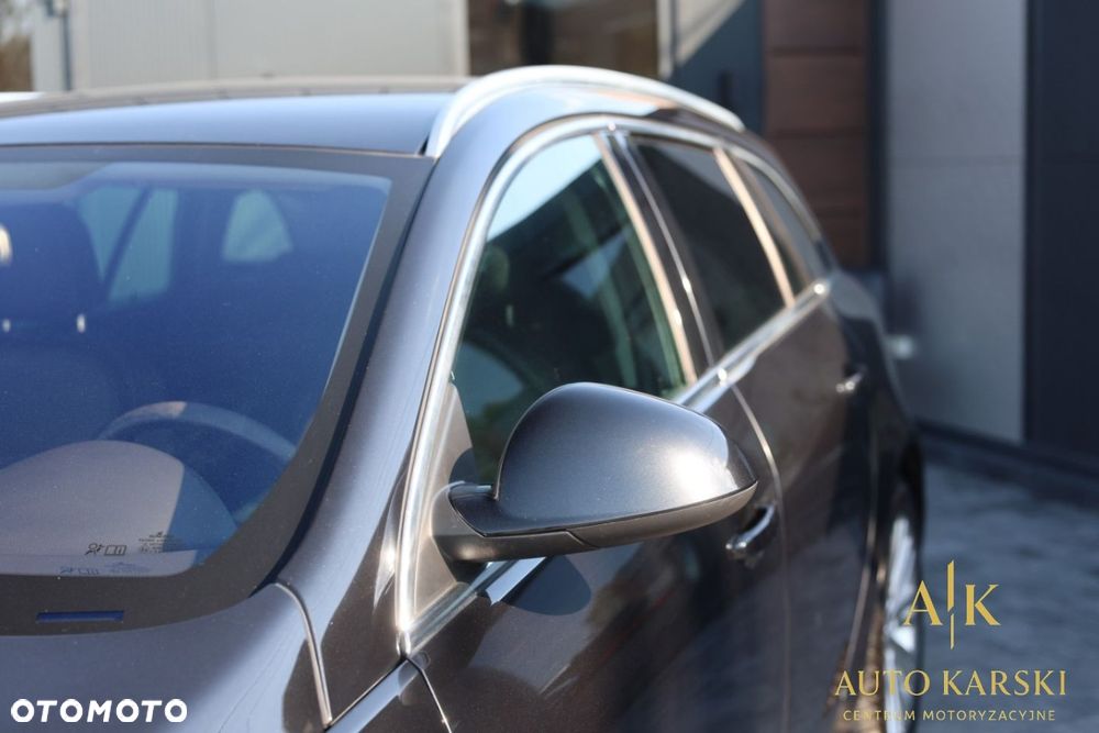 Opel Insignia 2.0 CDTI ecoFLEX Business Cosmo - 13
