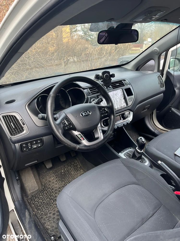Kia Rio 1.4 XL - 6
