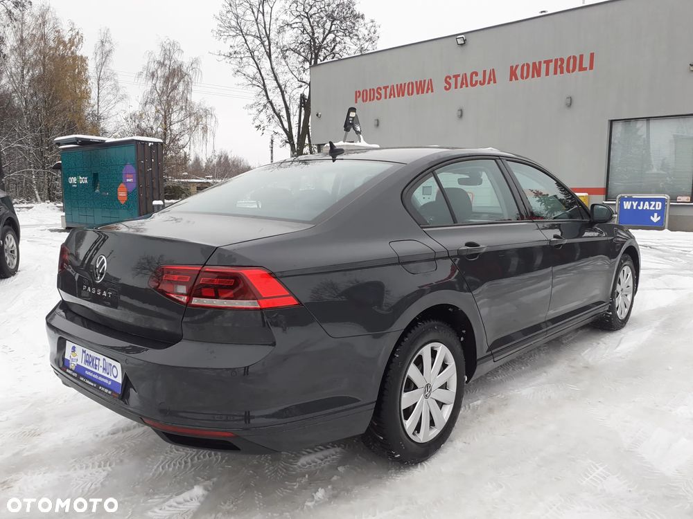 Volkswagen Passat - 7